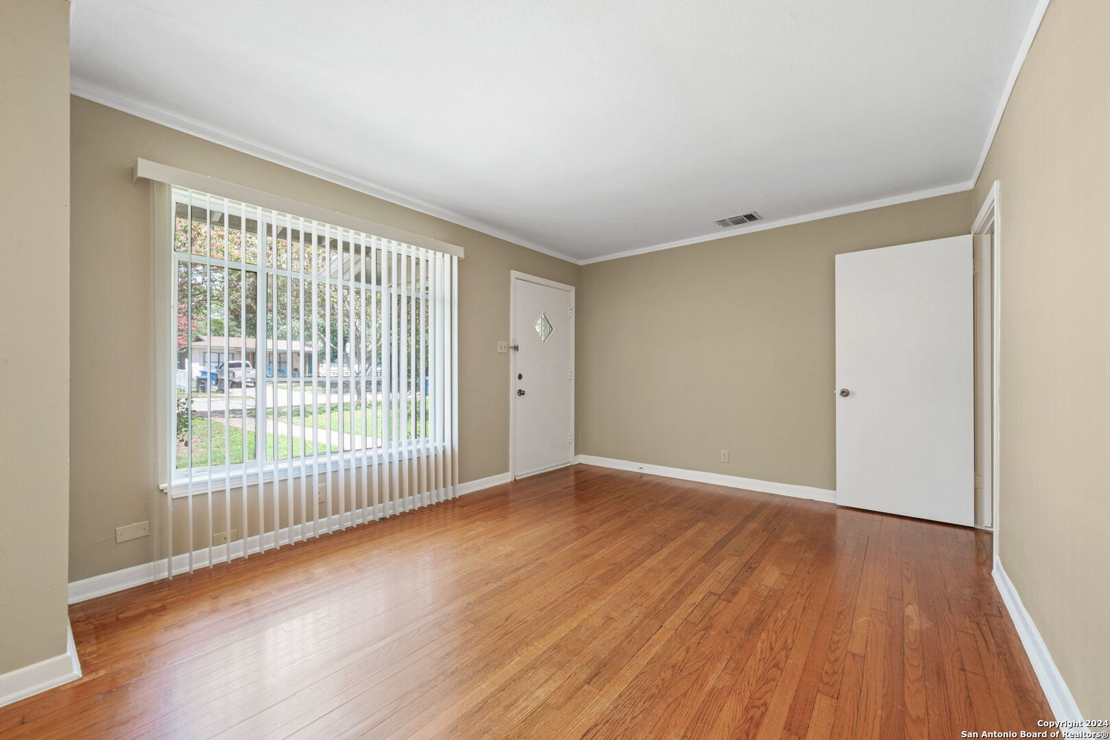 314 BARBARA DR