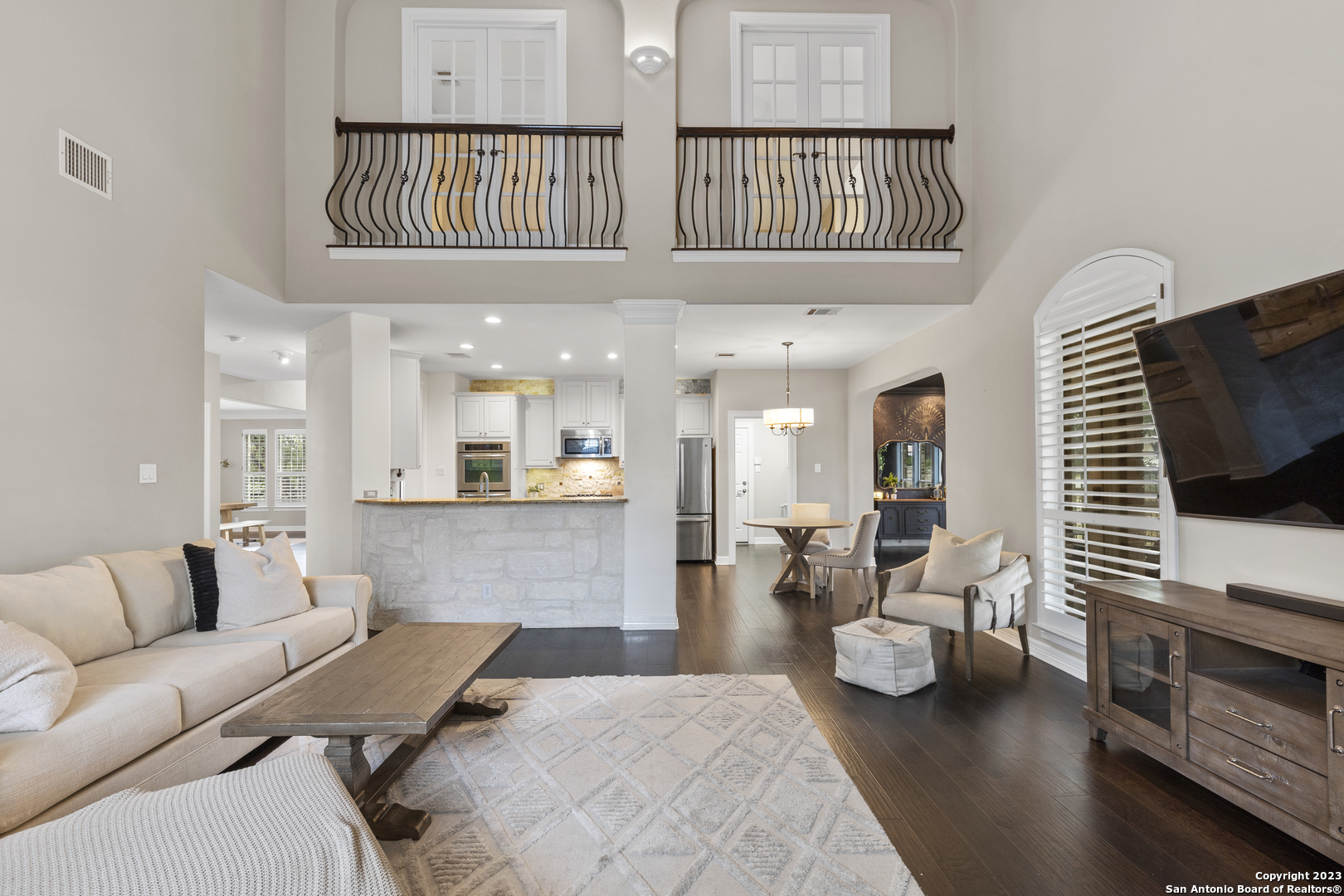 411 Cadence Hill