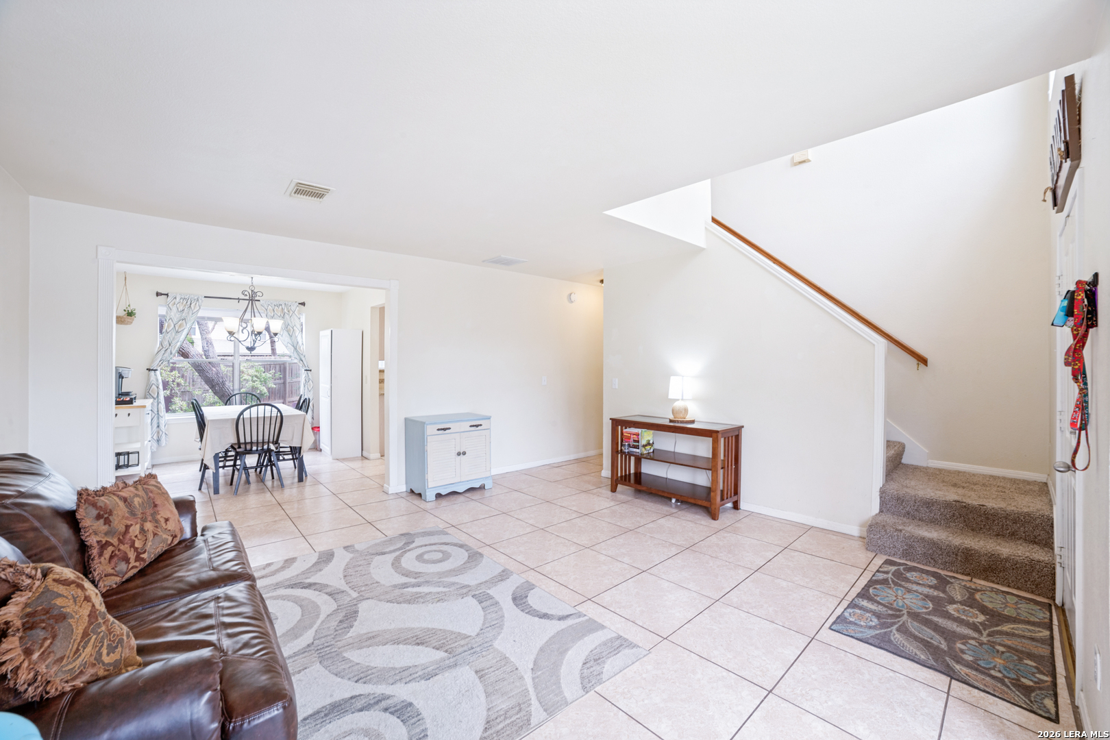 10638 SANDY TRAIL DR