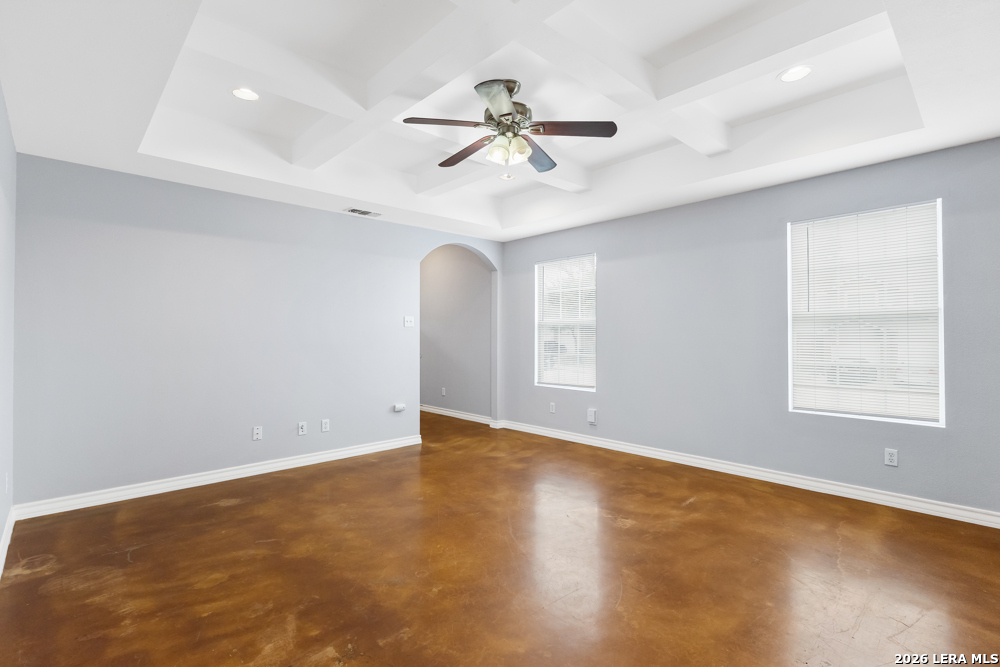 5002 Summit Wood