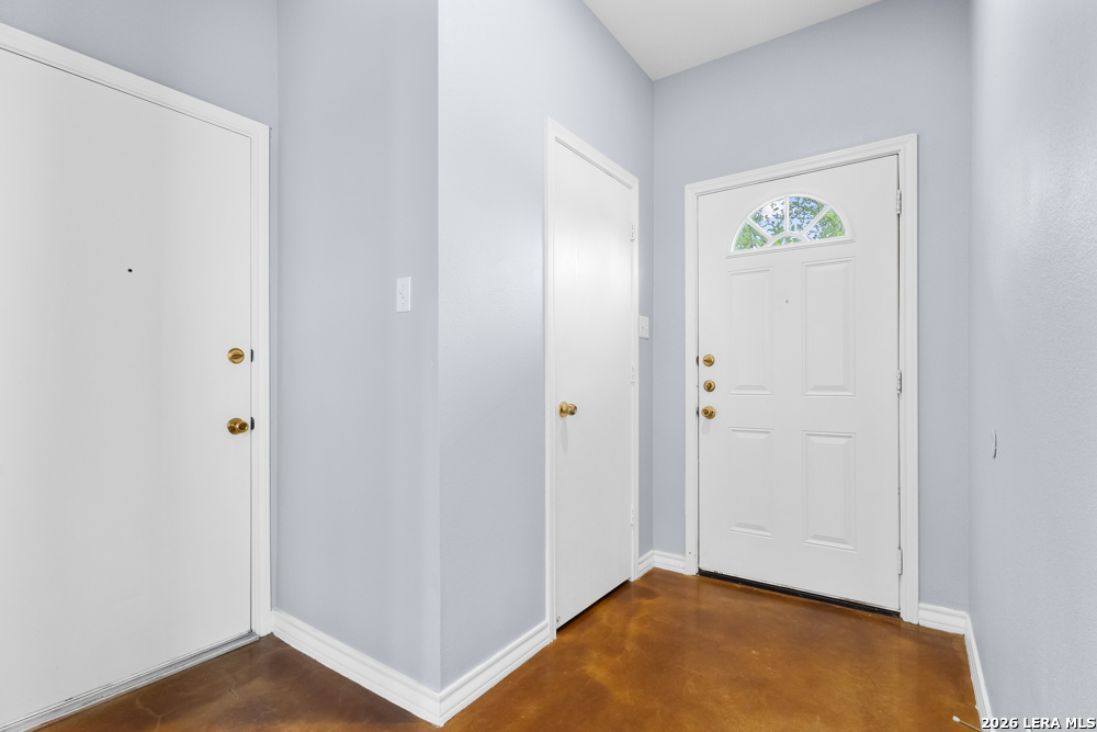 5002 Summit Wood