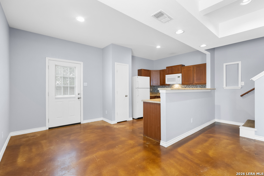 5002 Summit Wood