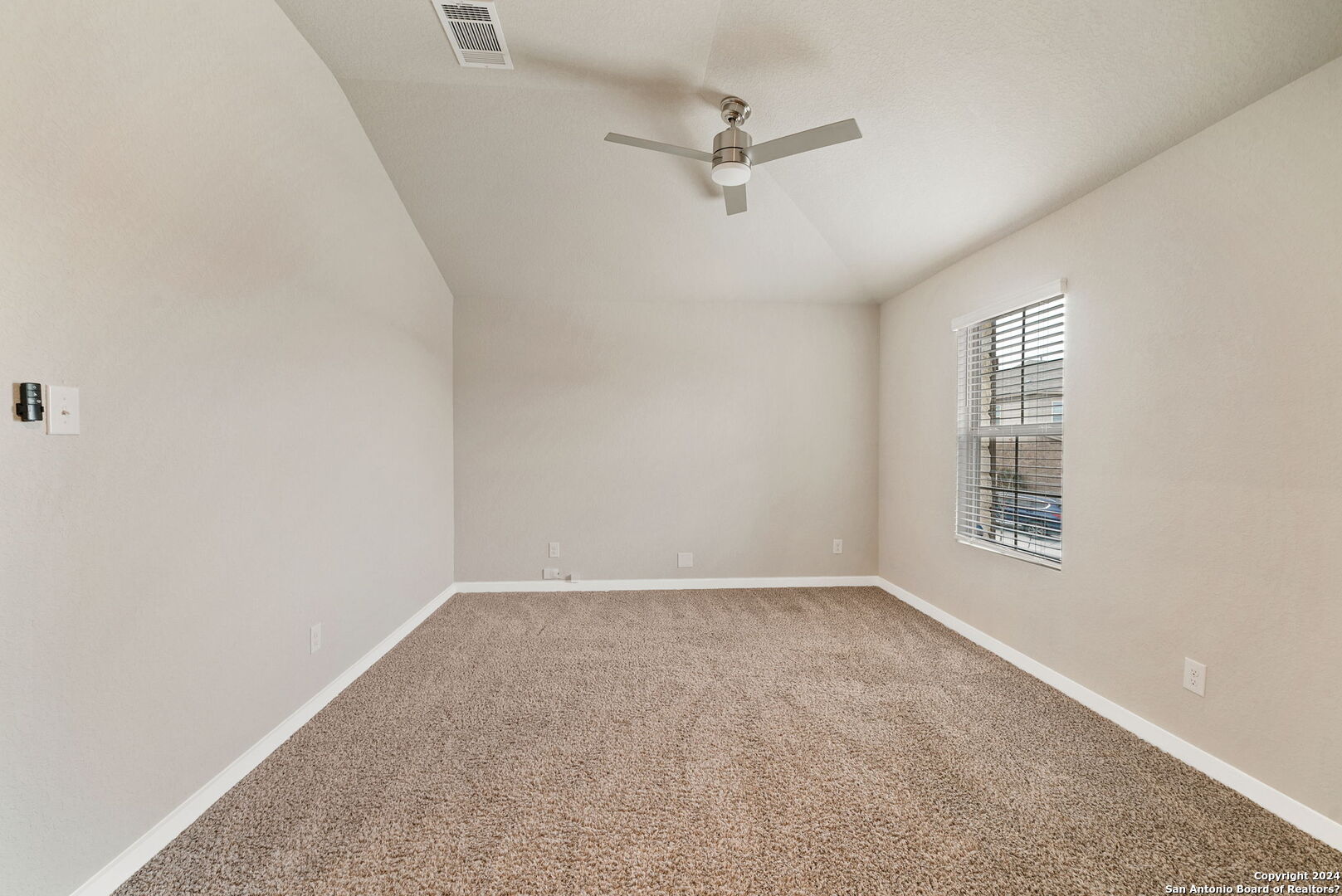 6106 RIO PIEDRA DR