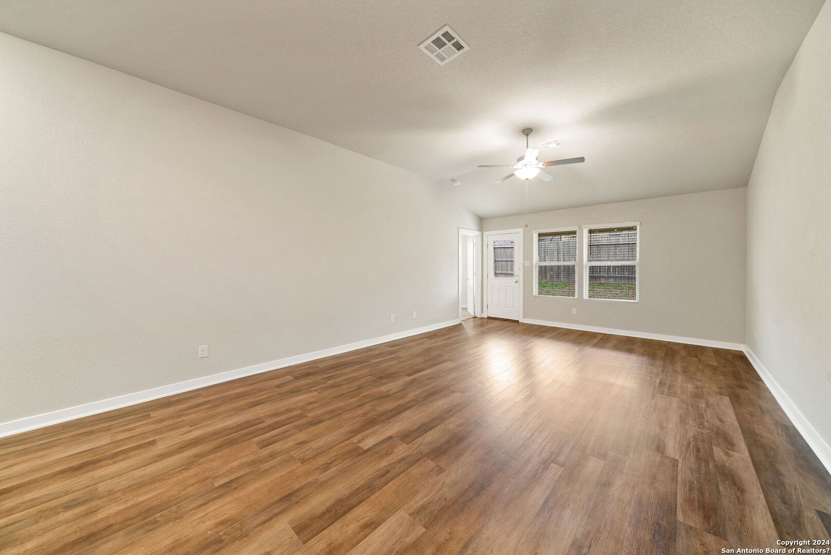6106 RIO PIEDRA DR