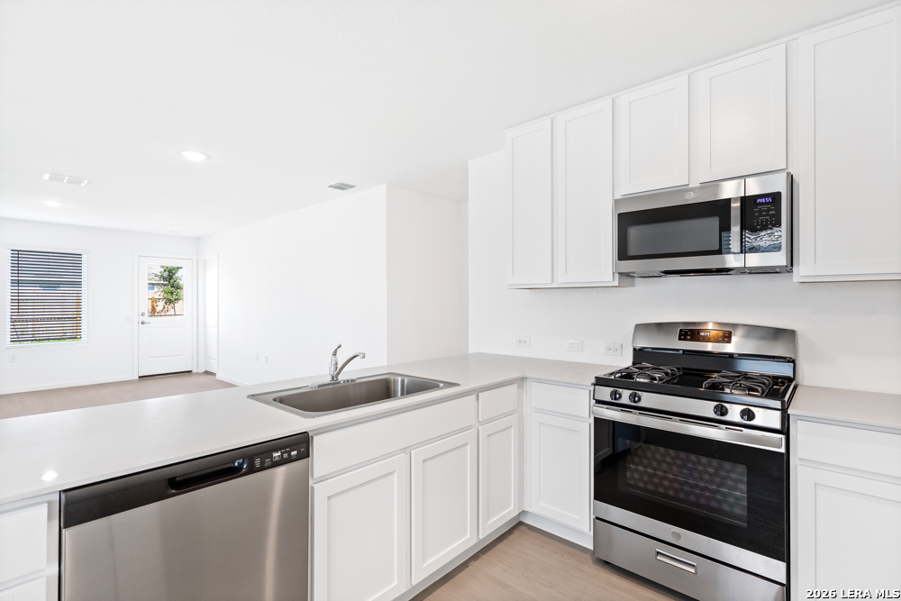 10815 Bernal Cove