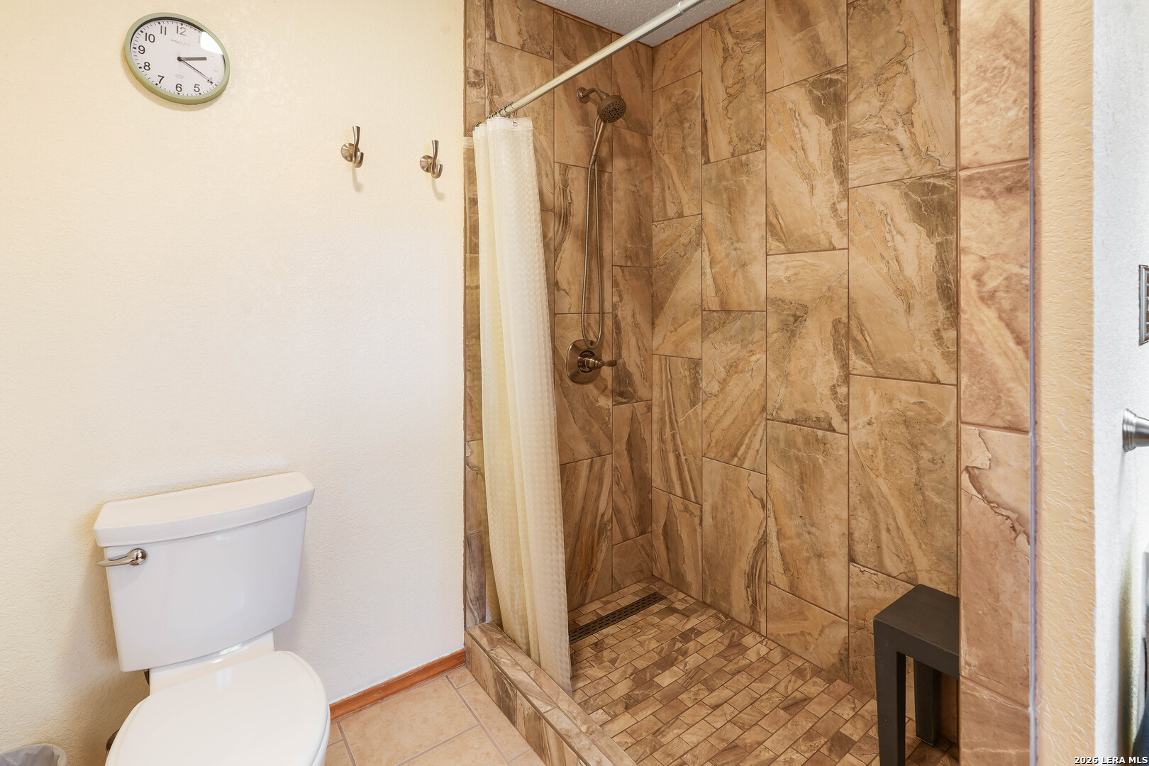 715 Old Orchard