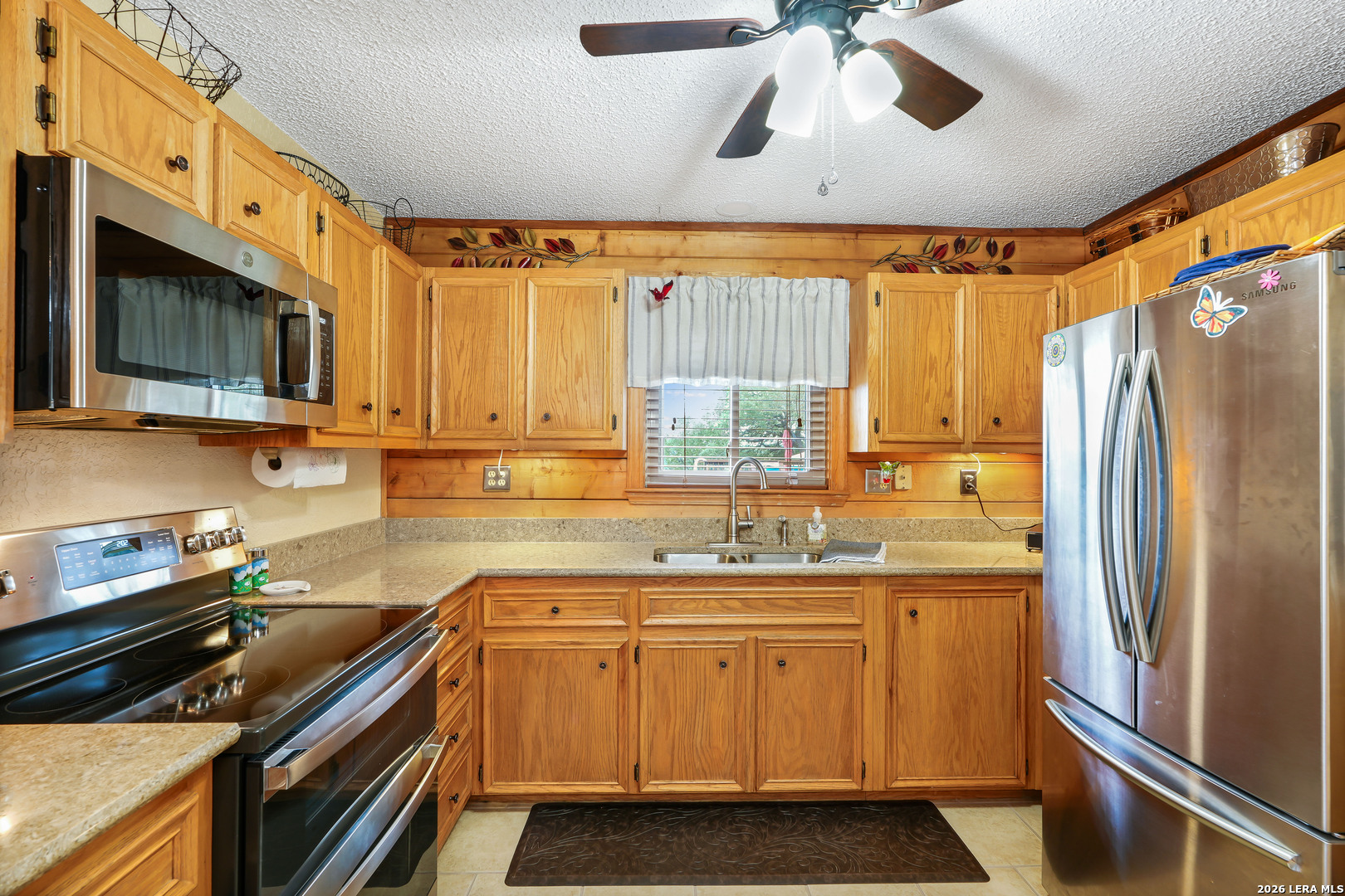 715 Old Orchard