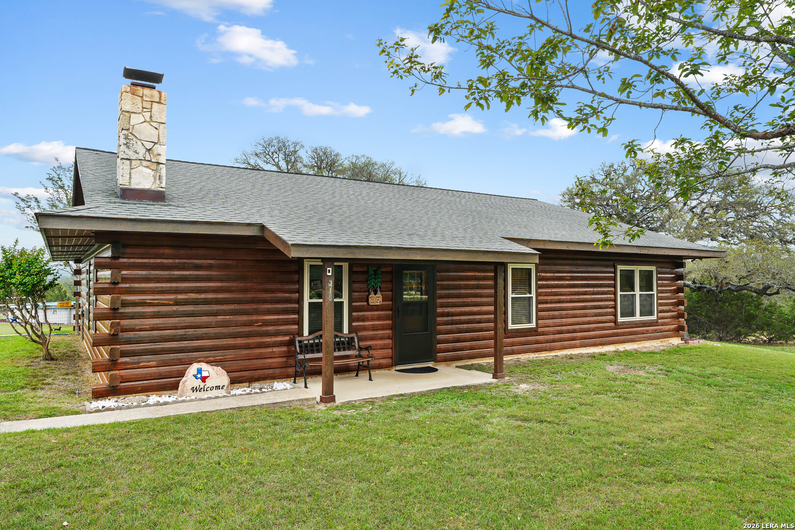 715 Old Orchard