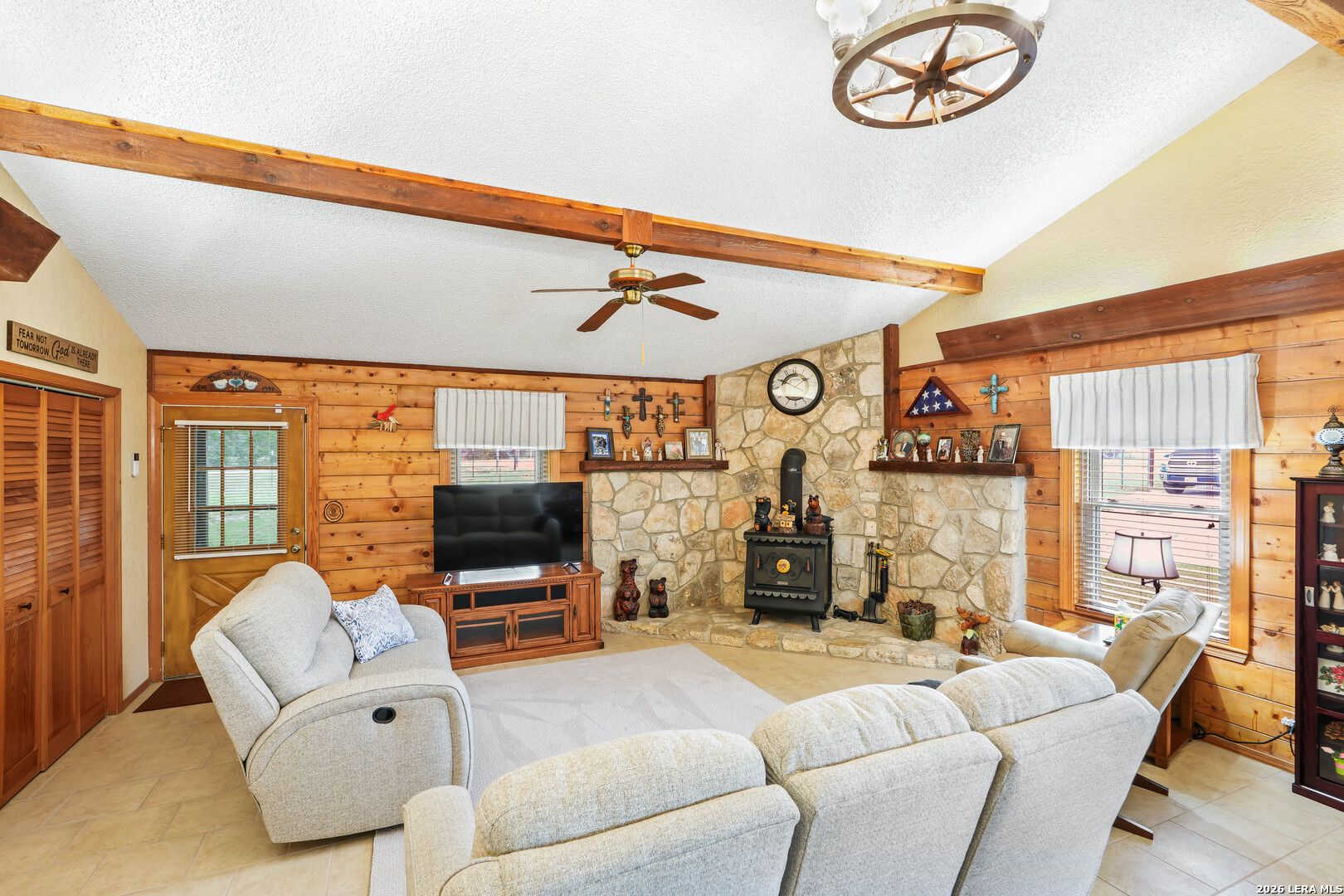 715 Old Orchard