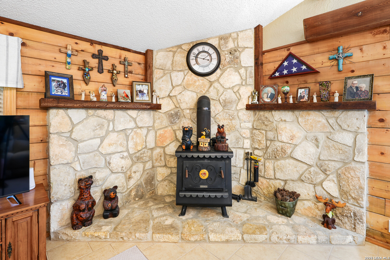 715 Old Orchard