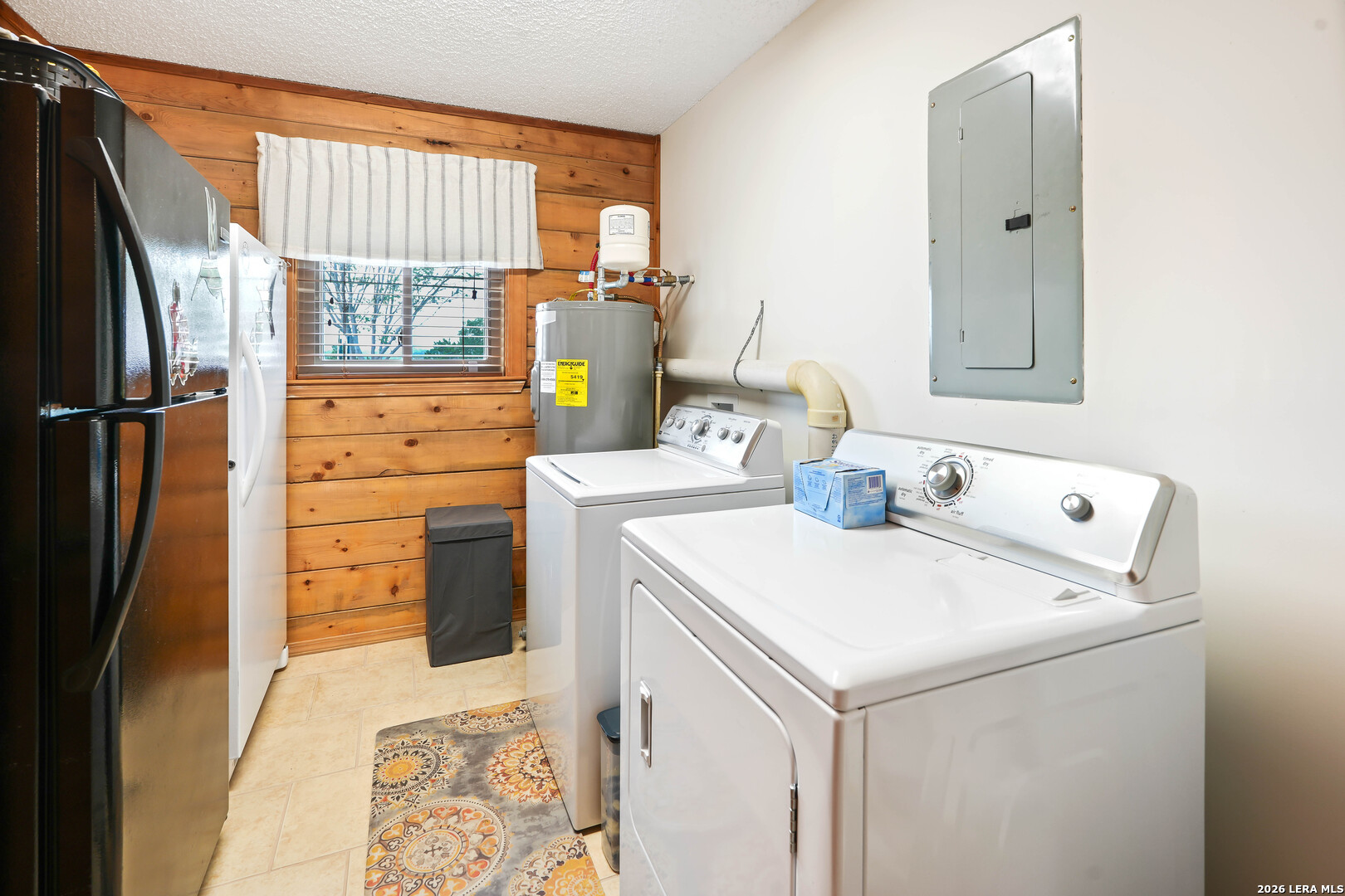 715 Old Orchard