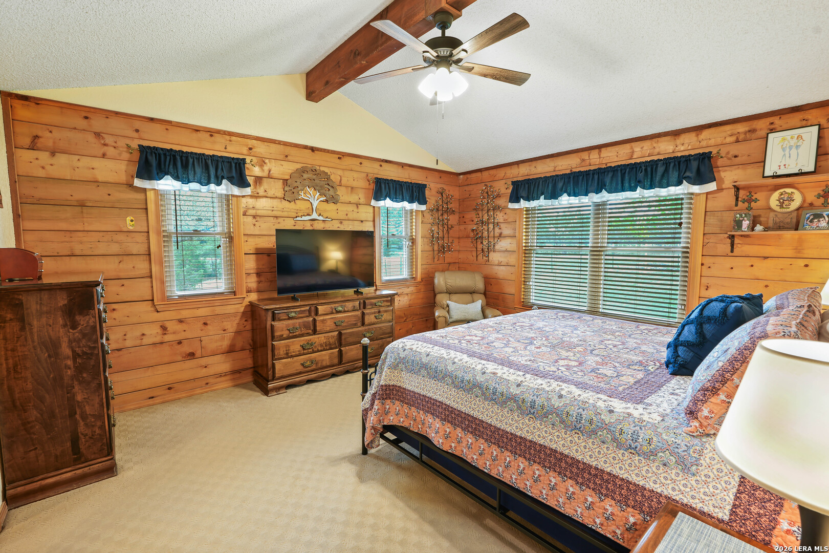 715 Old Orchard