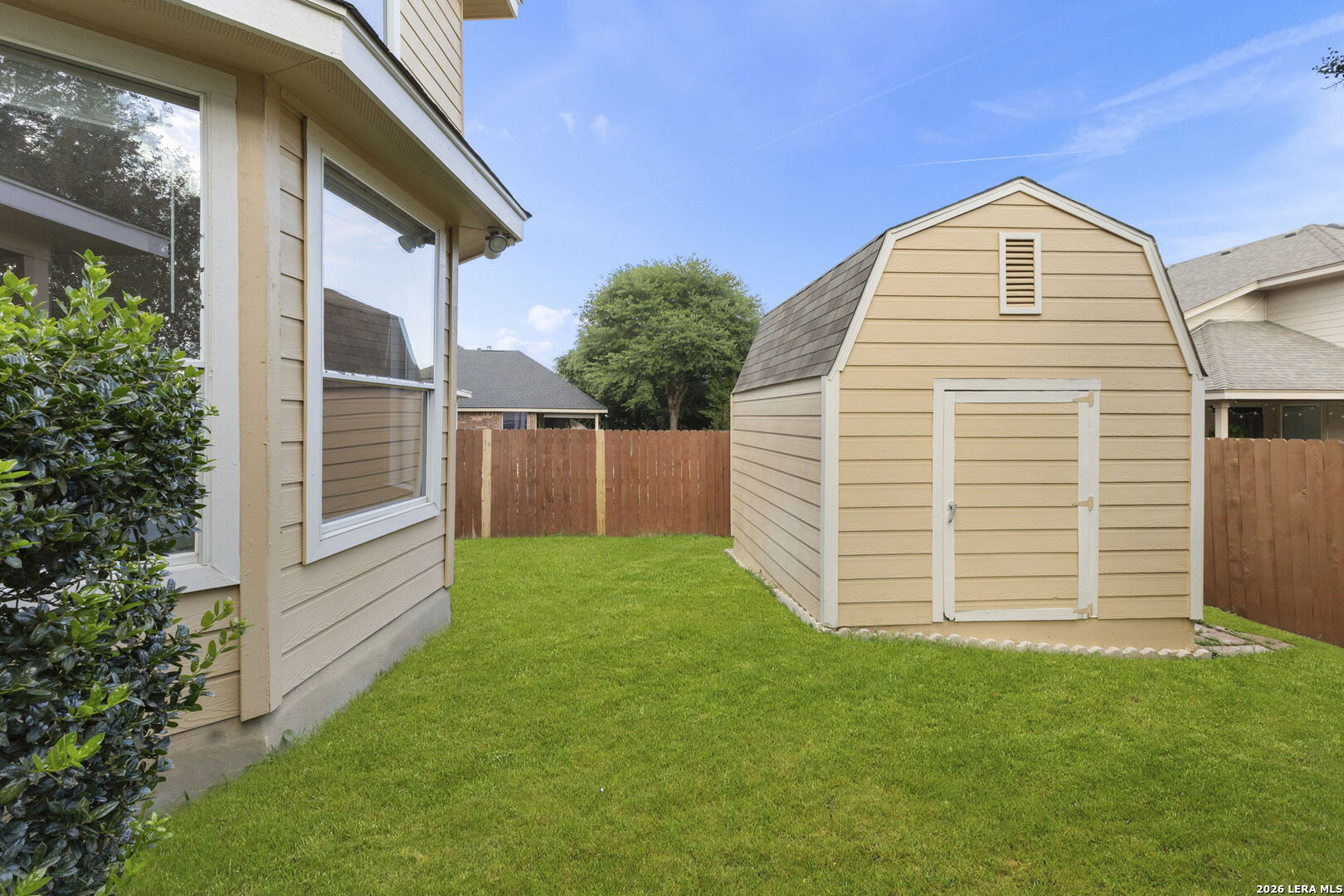 8942 FIREBAUGH DR