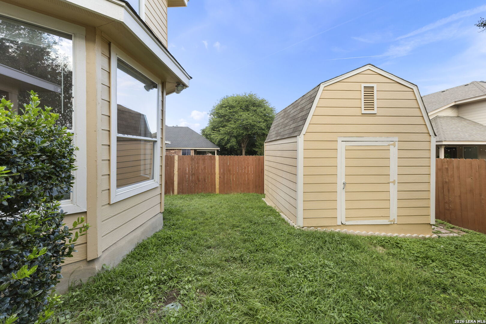 8942 FIREBAUGH DR