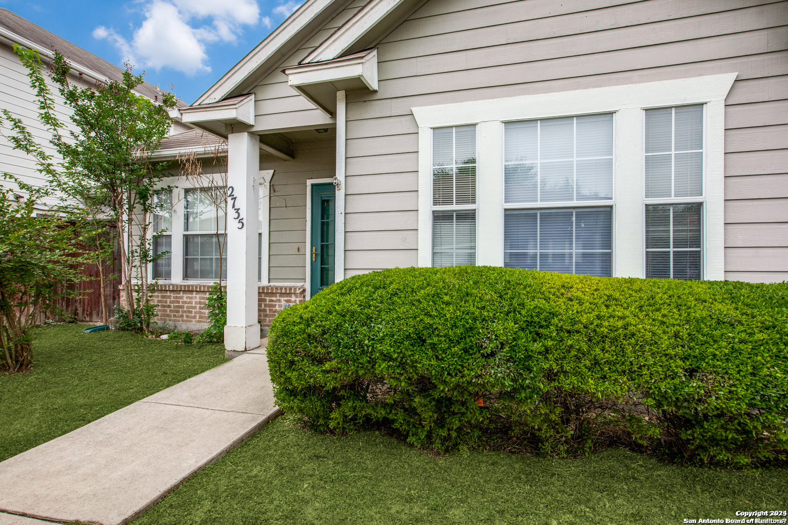 2735 CROWN HOLW