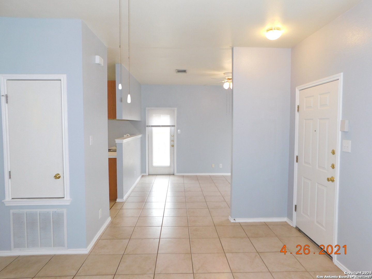2735 CROWN HOLW