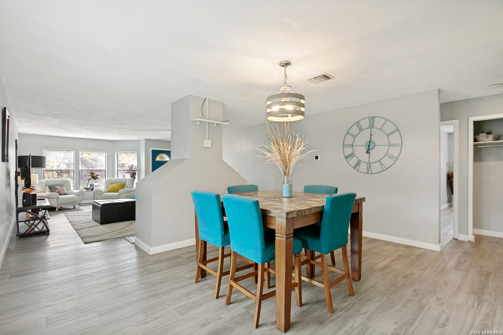 6703 Country Breeze