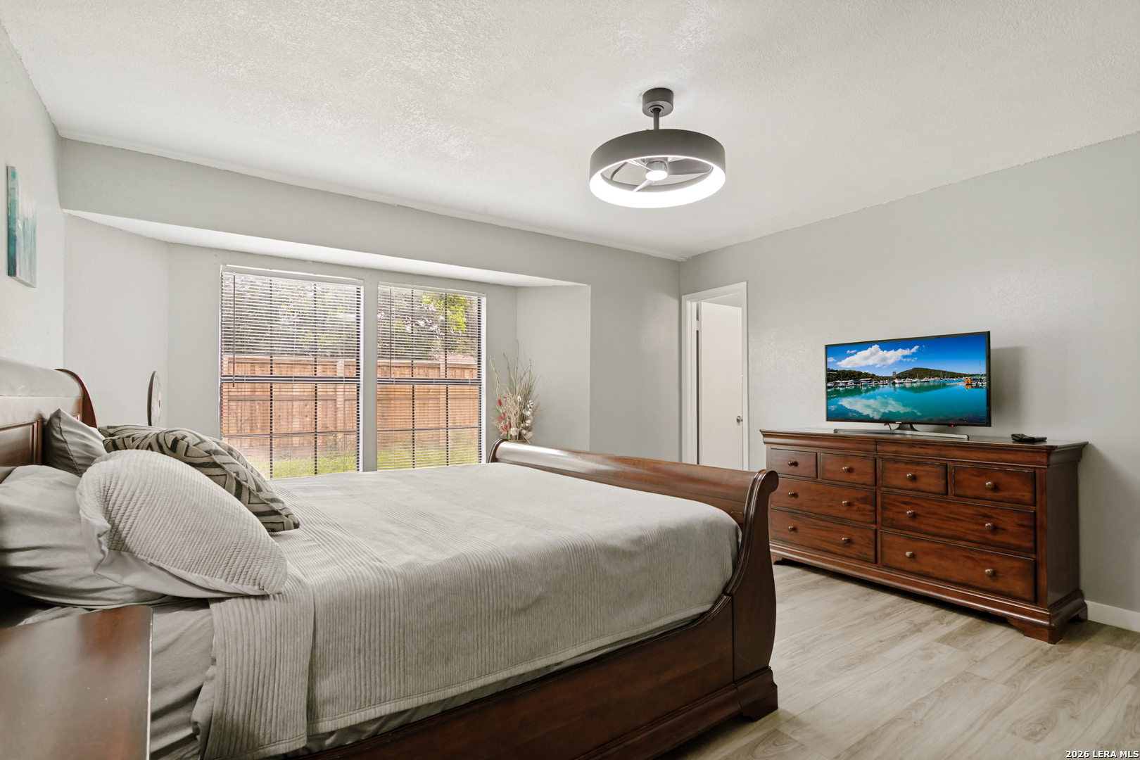 6703 Country Breeze