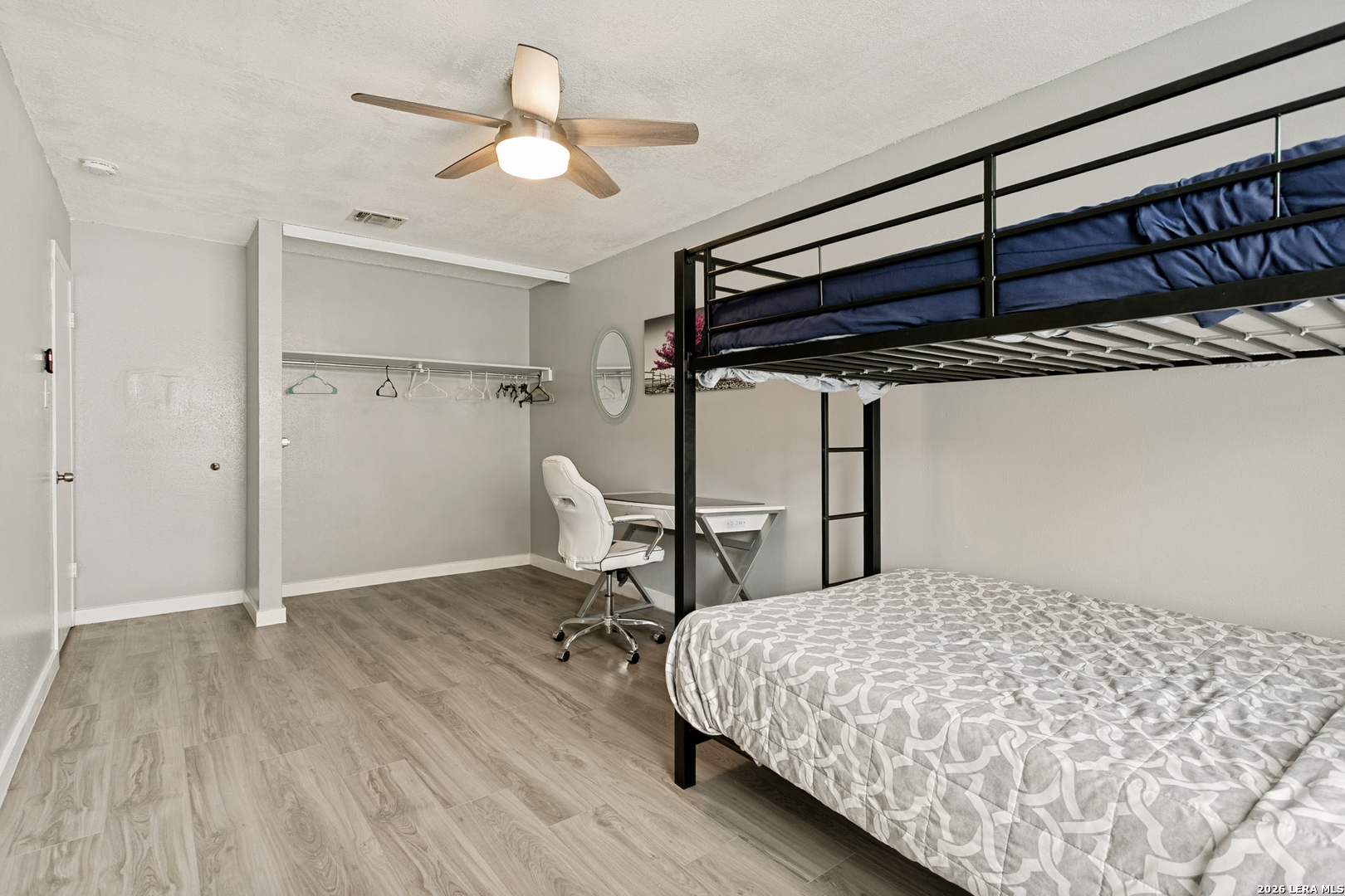 6703 Country Breeze