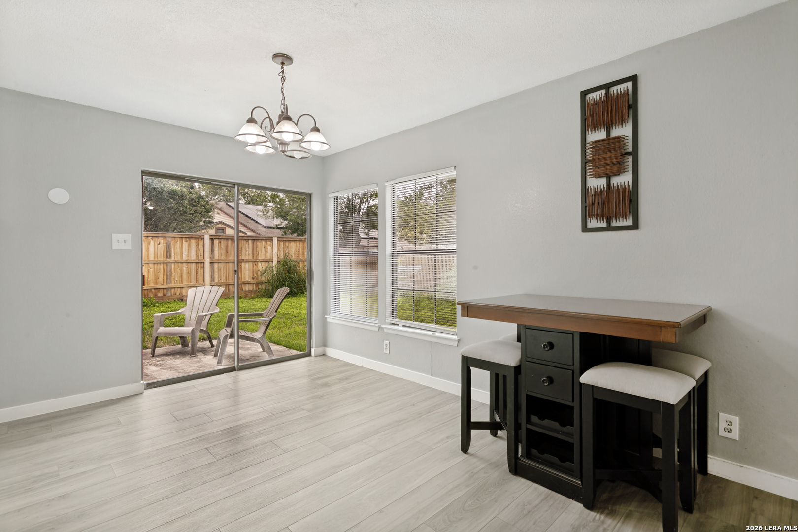 6703 Country Breeze