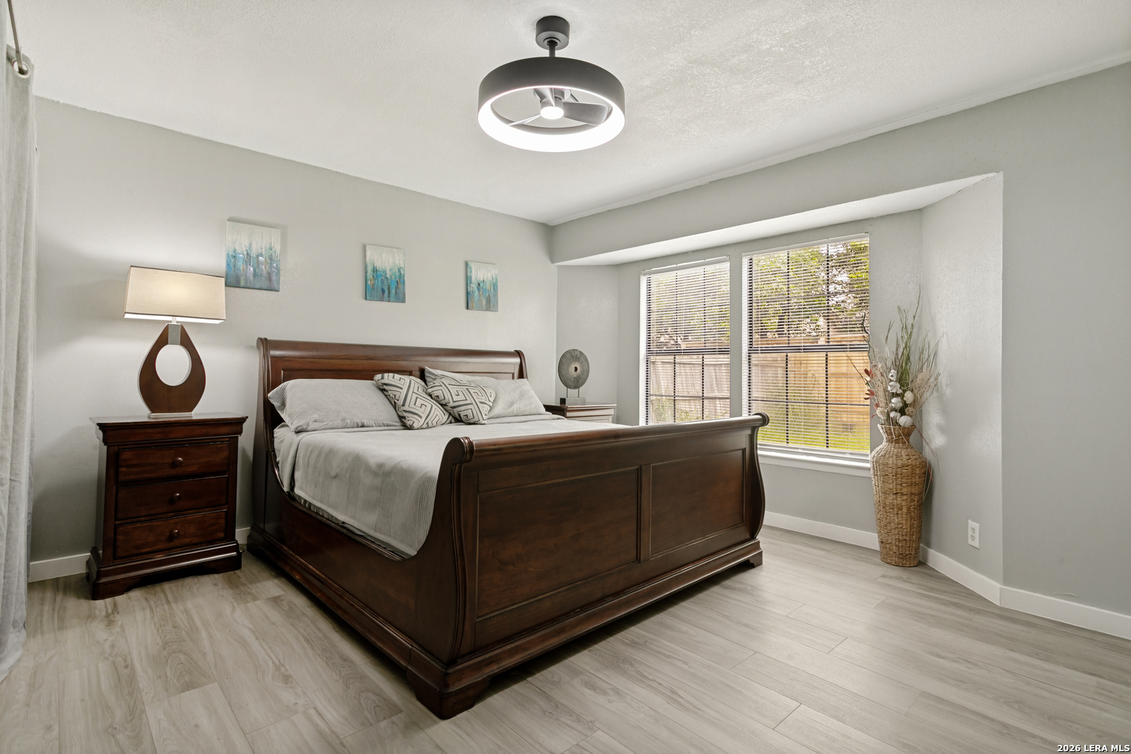 6703 Country Breeze