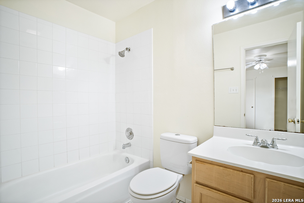 6054 Bantry Bay