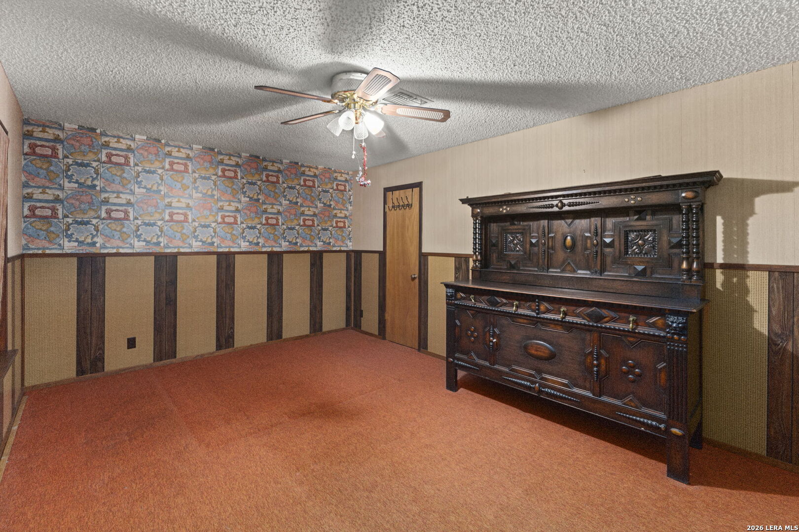 9526 Gold Hill