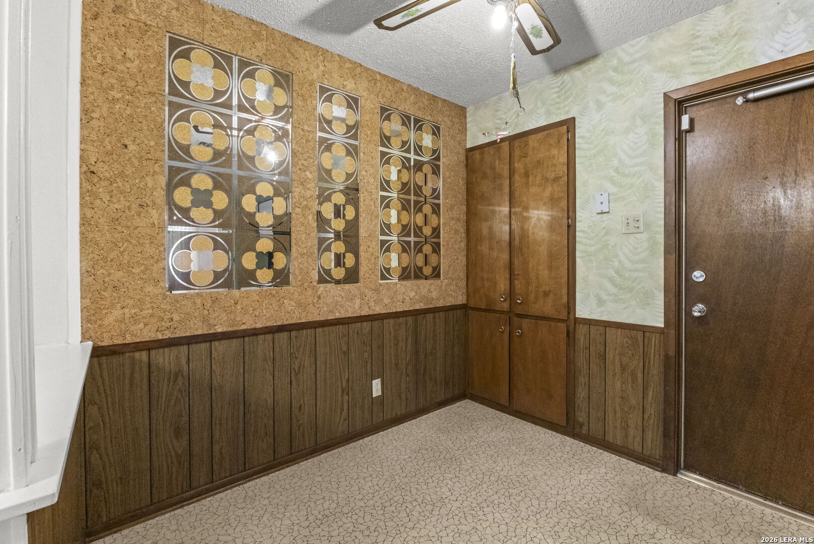 9526 Gold Hill