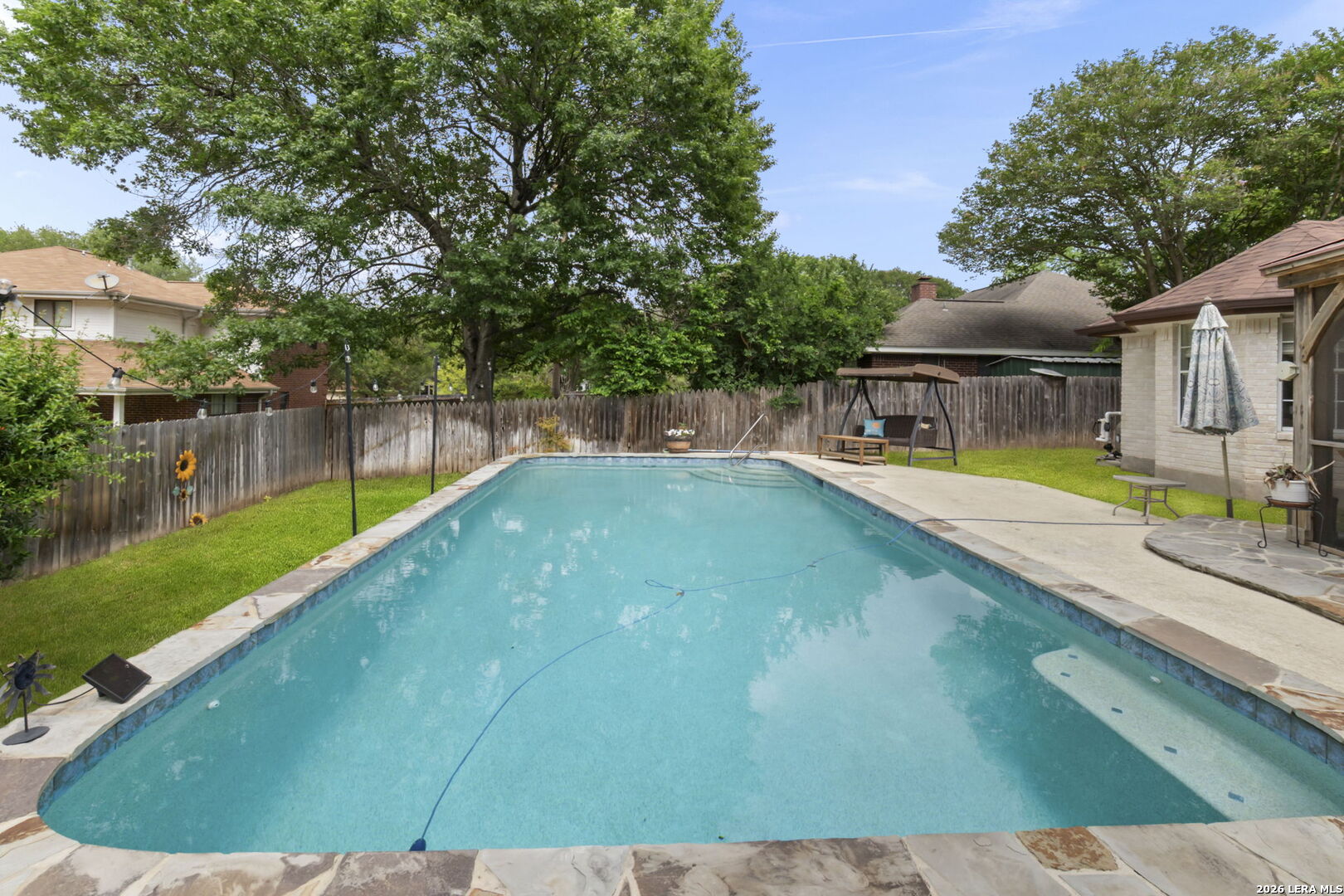920 Queens Dr