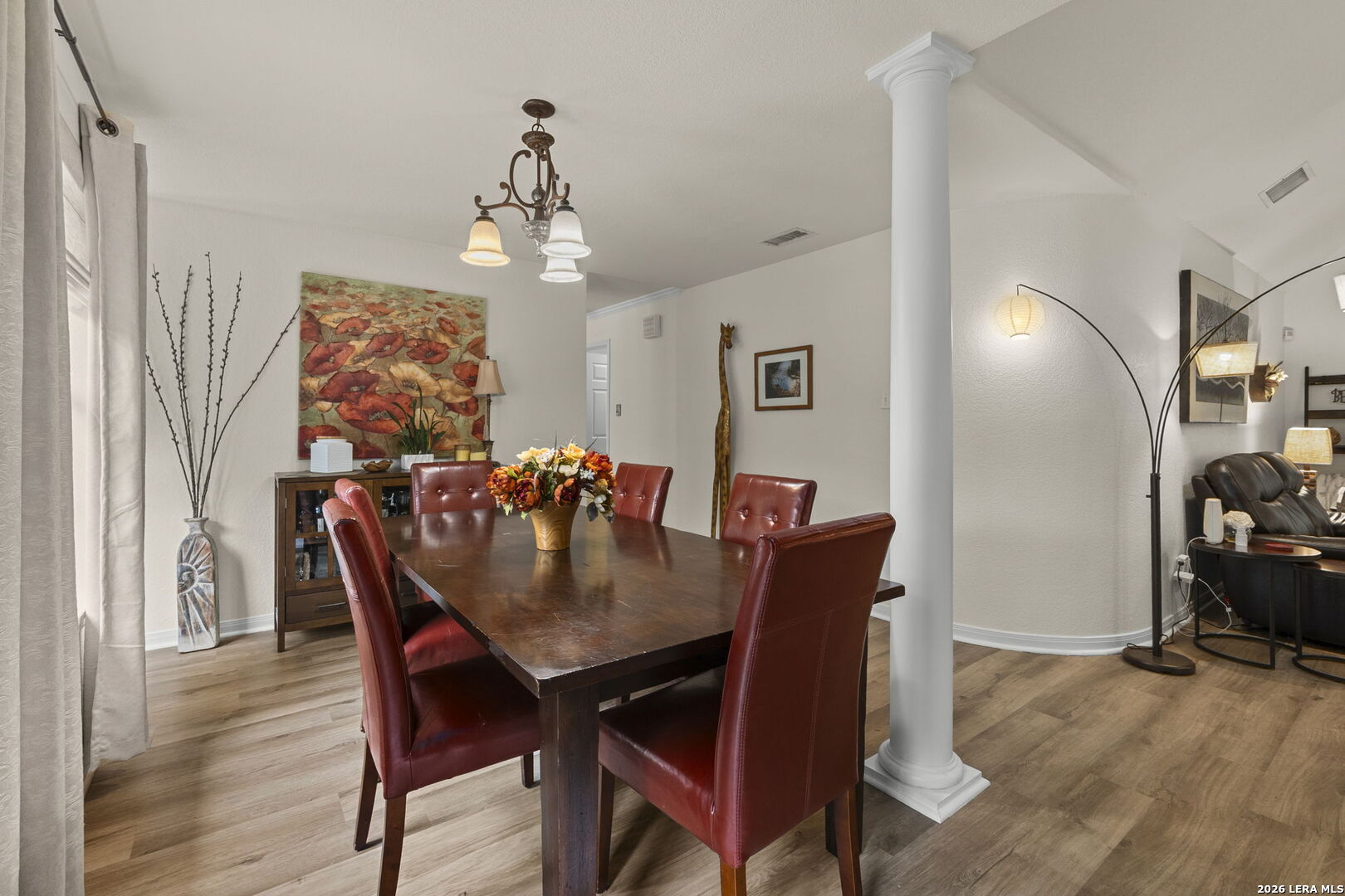 920 Queens Dr
