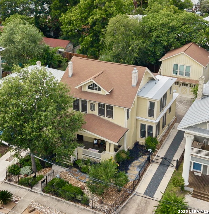 517 E PARK AVE