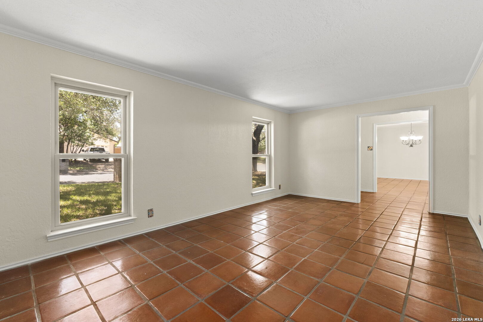 2807 BURNT OAK ST