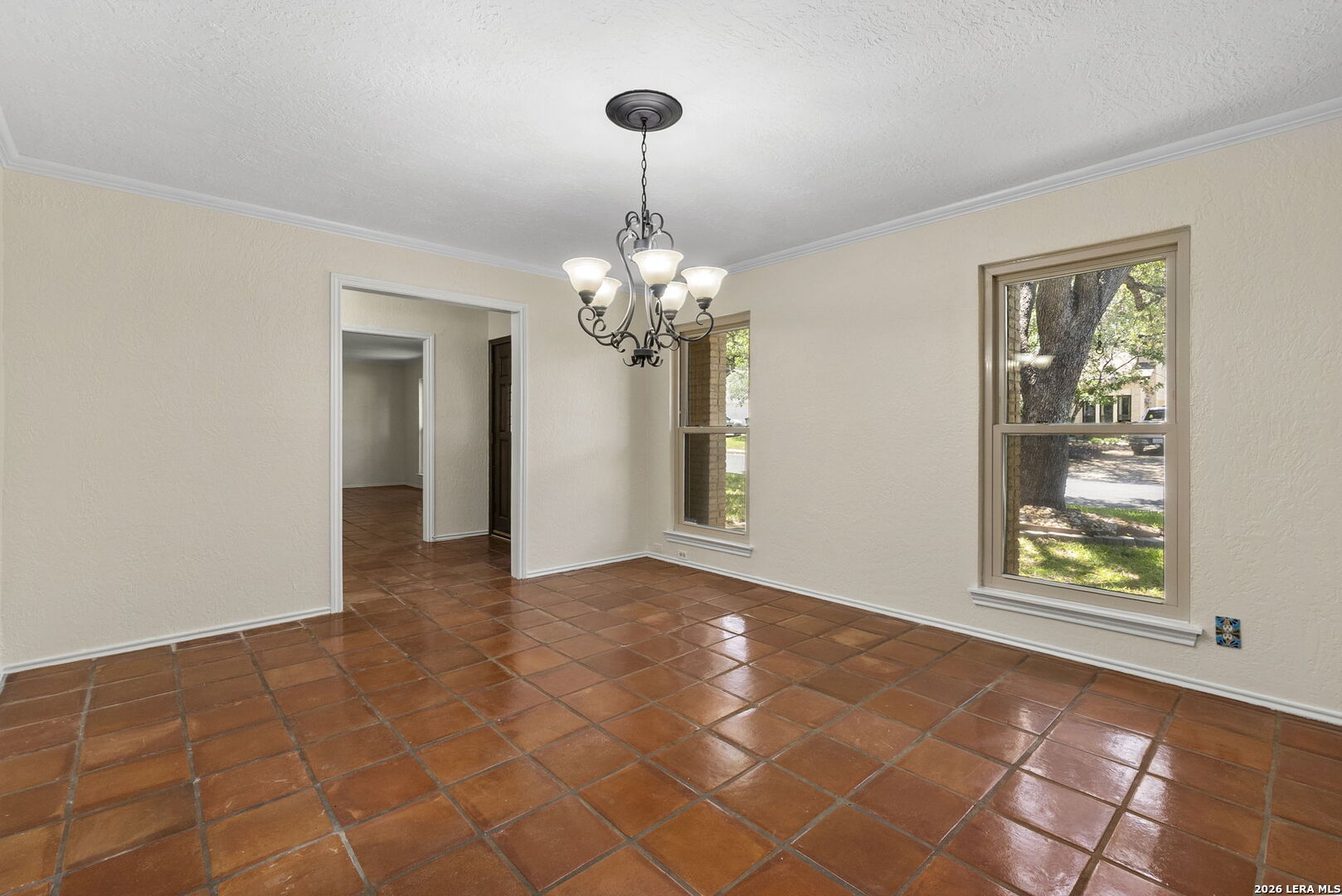 2807 BURNT OAK ST