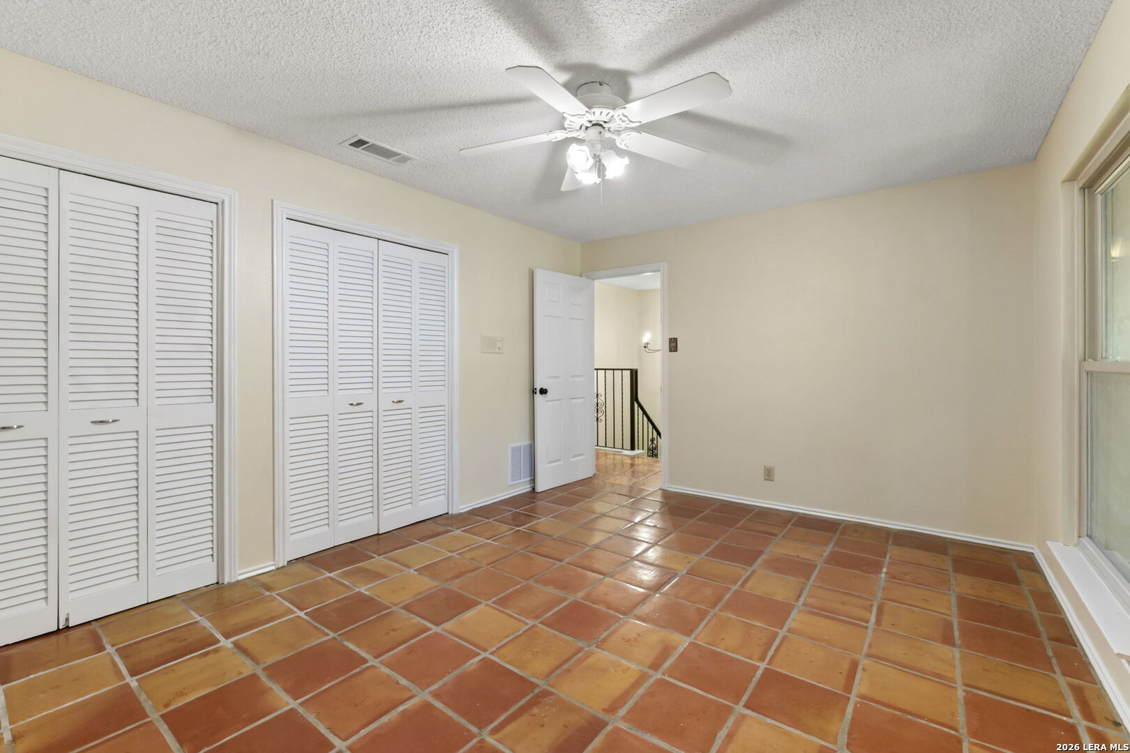 2807 BURNT OAK ST