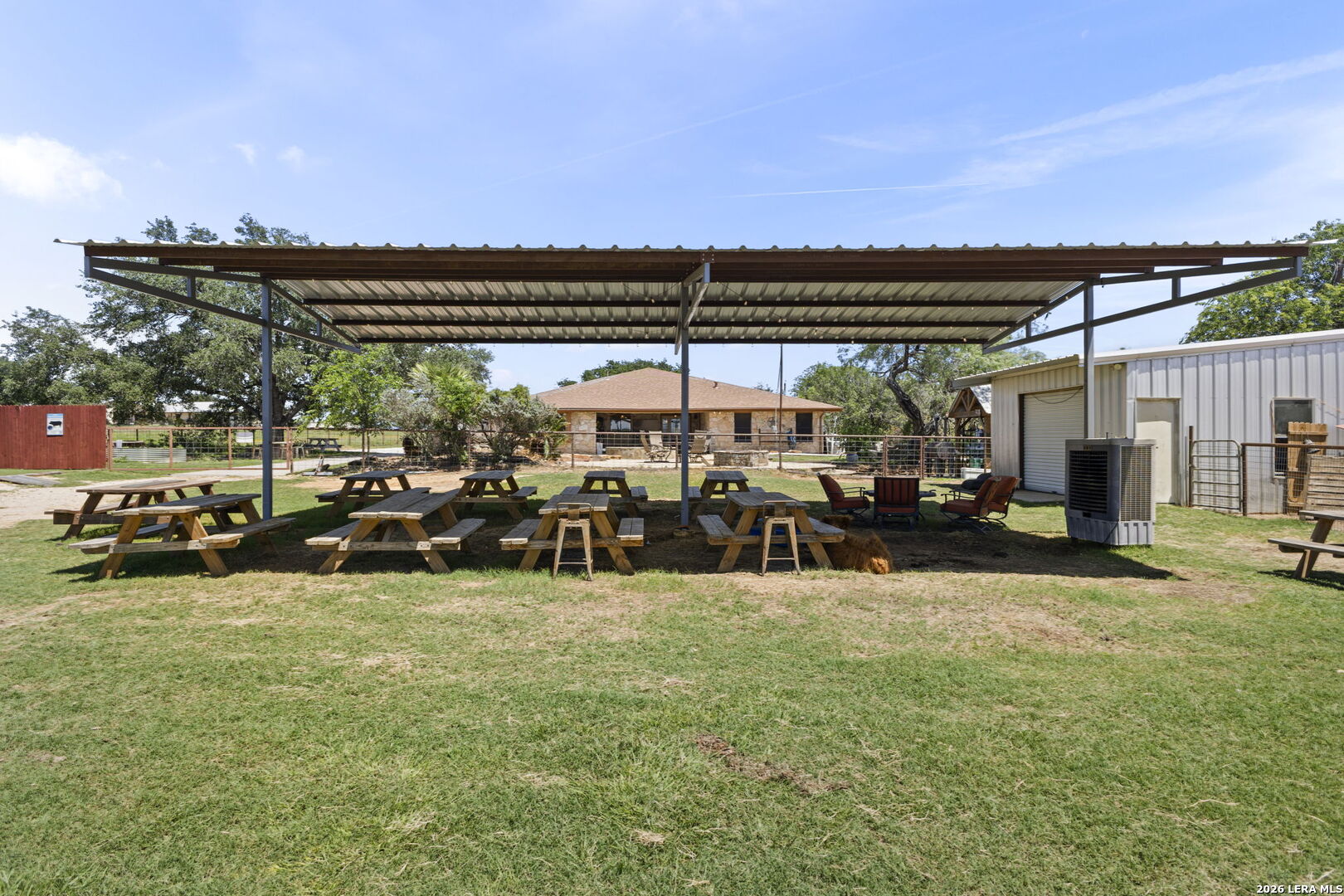 4231 Stuart
