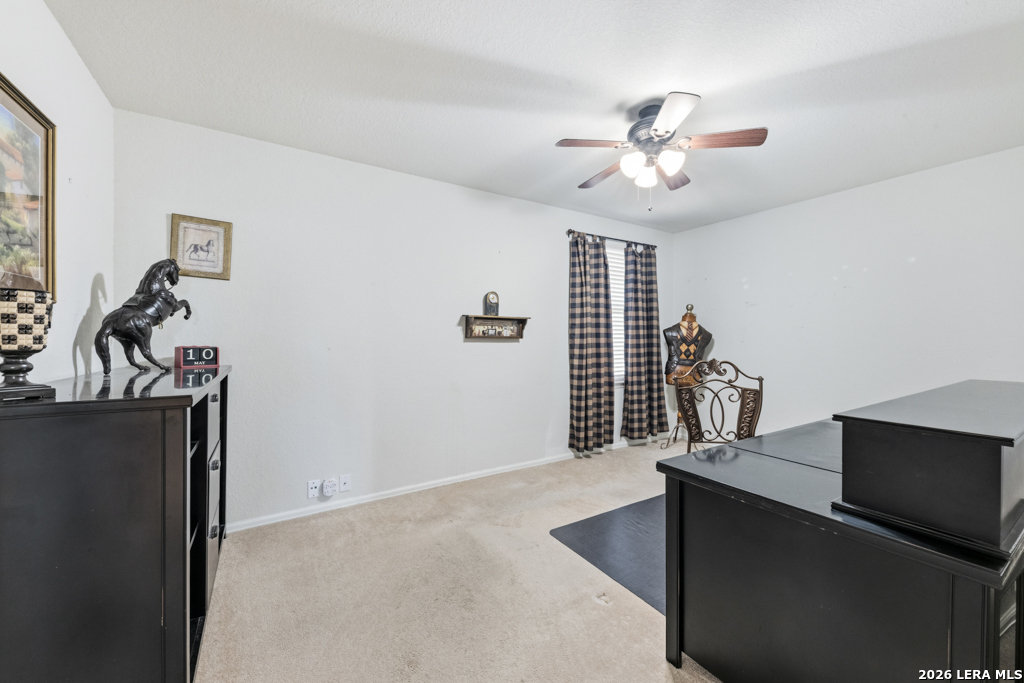 5532 Columbia Dr