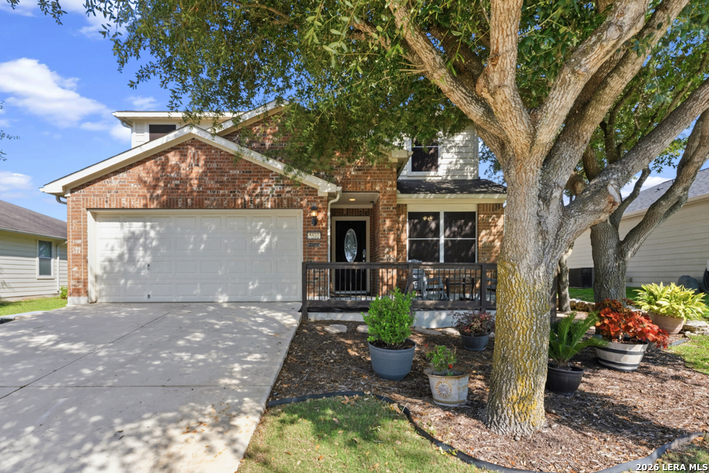 5532 Columbia Dr