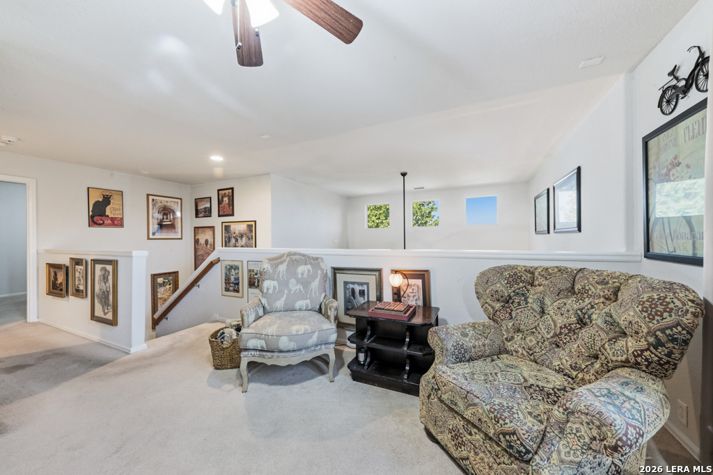 5532 Columbia Dr
