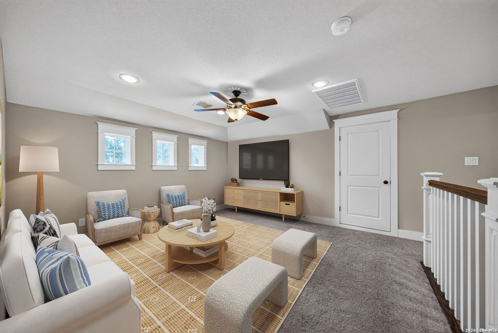 255 Retama Pl