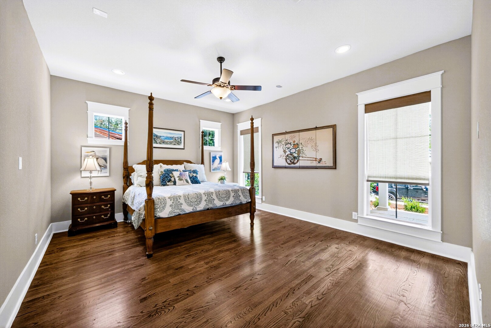 255 Retama Pl
