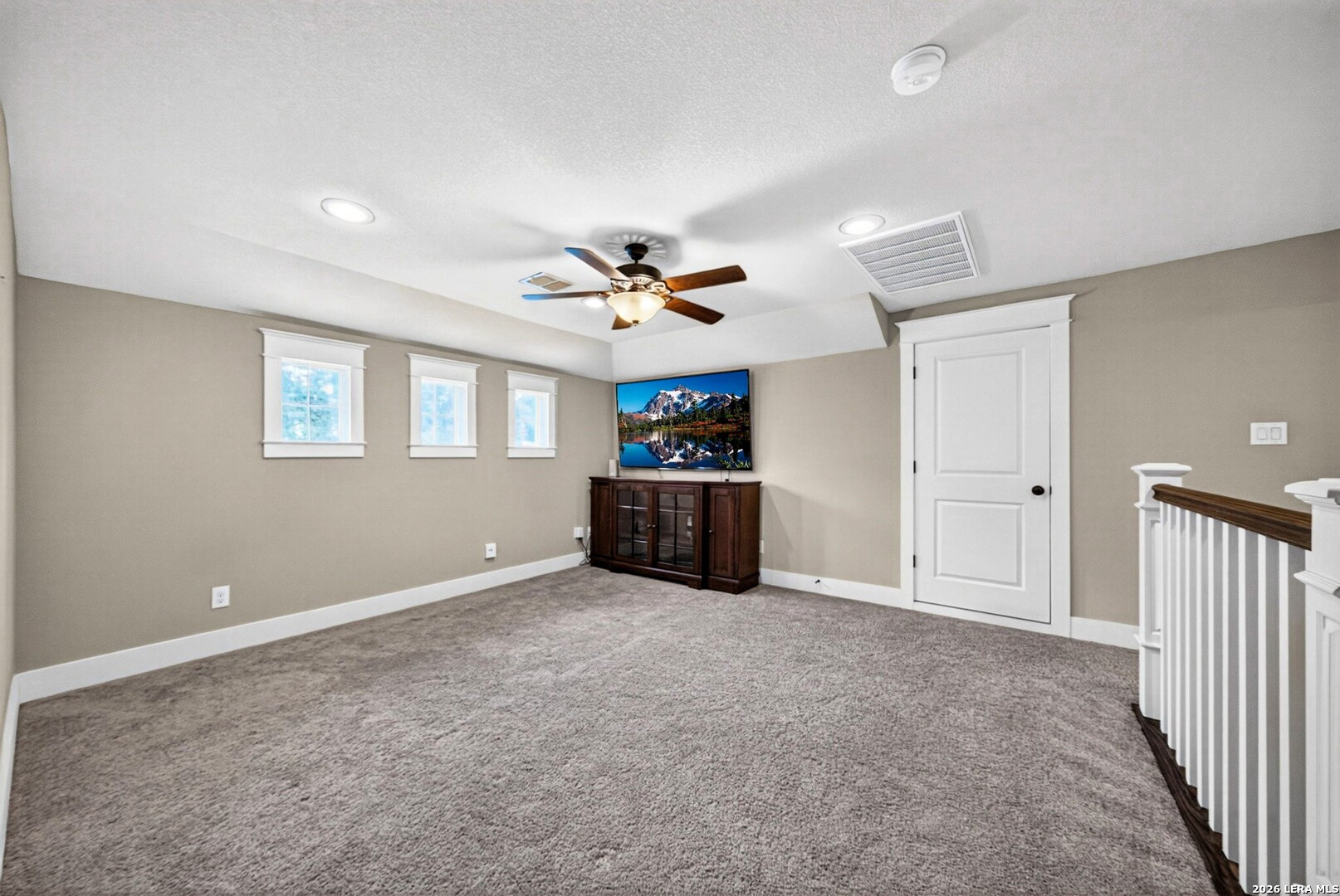 255 Retama Pl