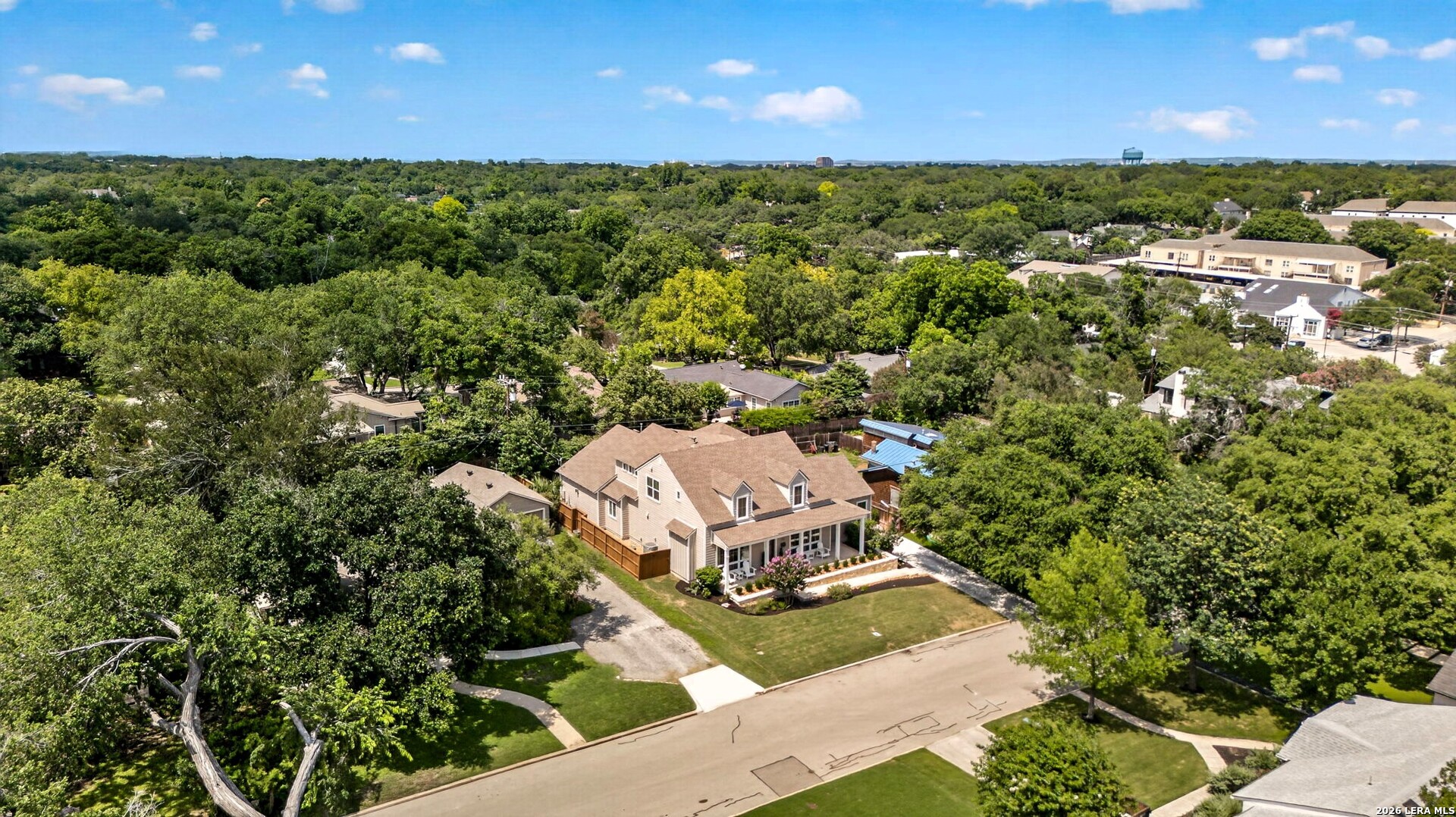 255 Retama Pl