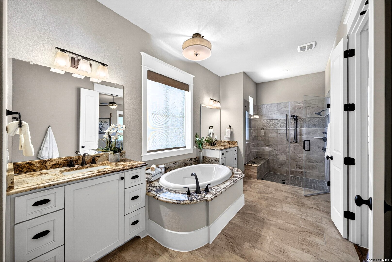 255 Retama Pl