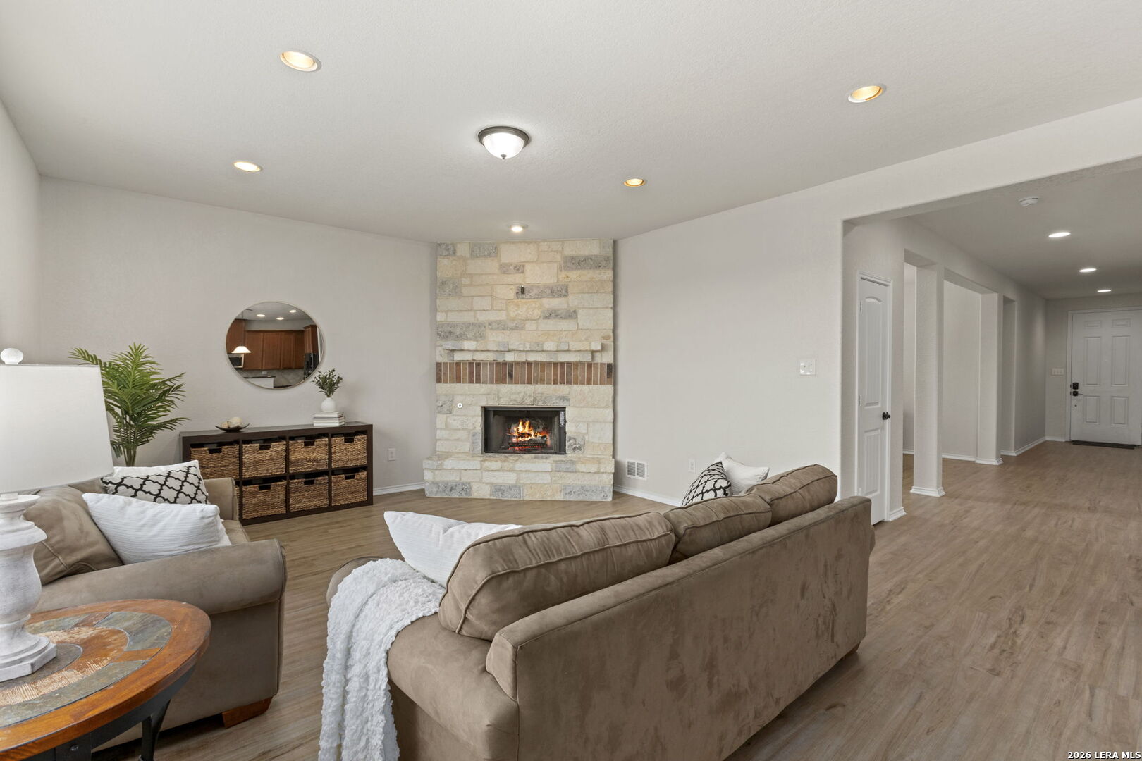 228 Winding Riv