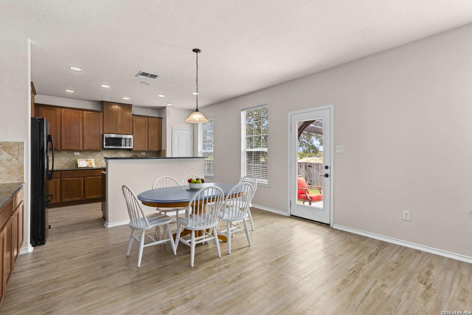 228 Winding Riv