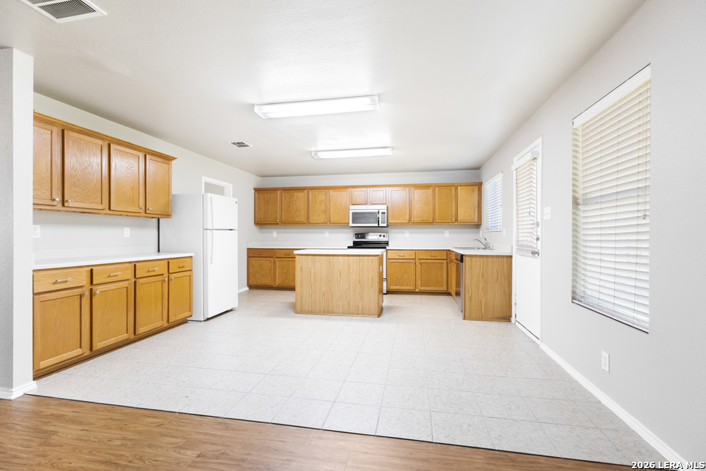 13415 Rhodes Villa