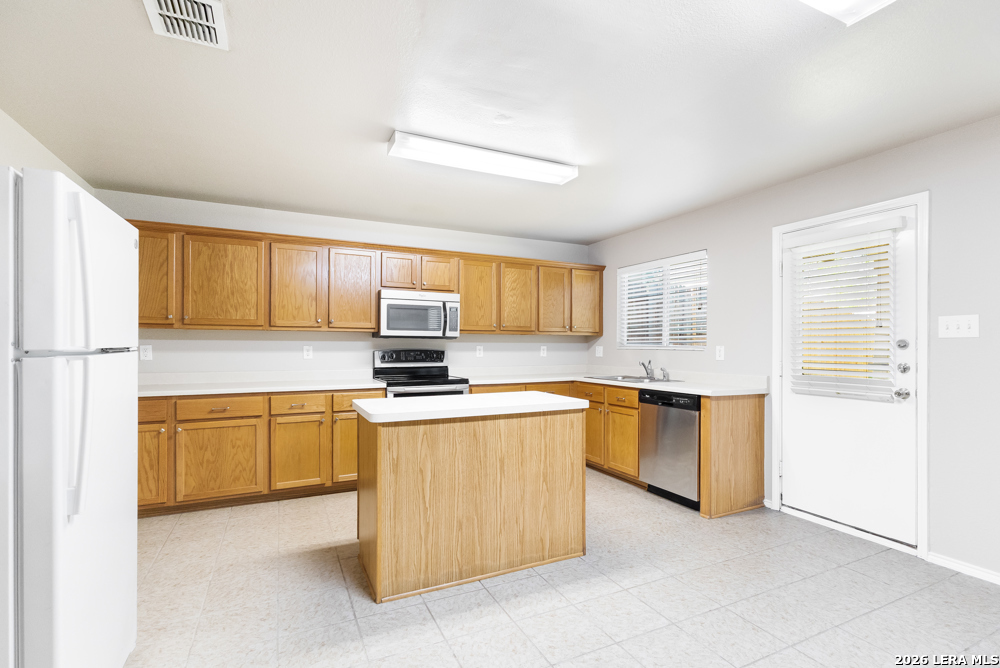 13415 Rhodes Villa