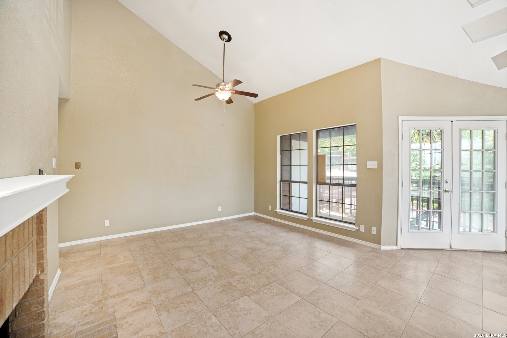 8633 Datapoint Dr 204