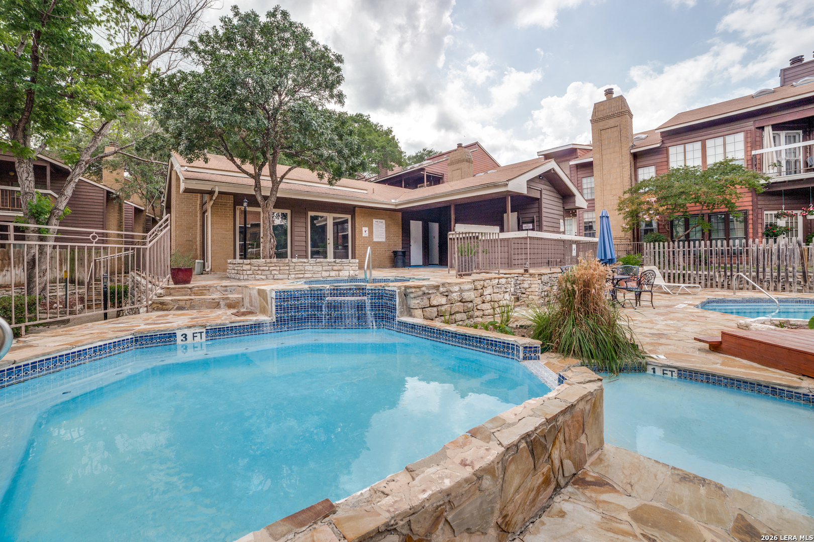 8633 Datapoint Dr 204