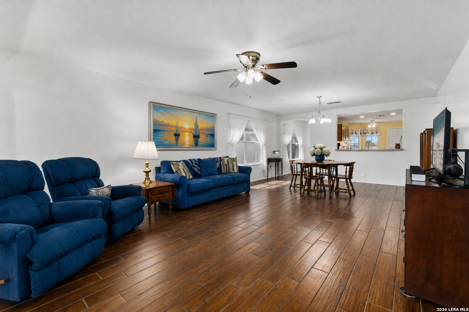 4911 Sky Oaks